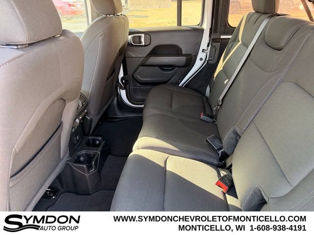 Used 2020 Jeep Wrangler Unlimited Sahara image 17