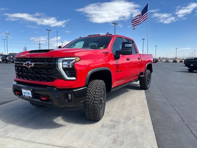 New 2026 Chevrolet Silverado 2500 ZR2 w/ LPO, Dark Essentials Package AWD/4WD image 7