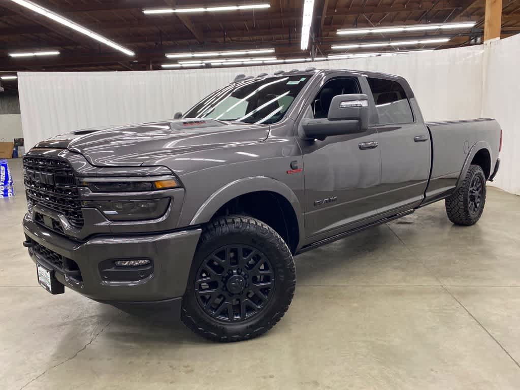 Used 2025 RAM 3500 Limited AWD/4WD image 1