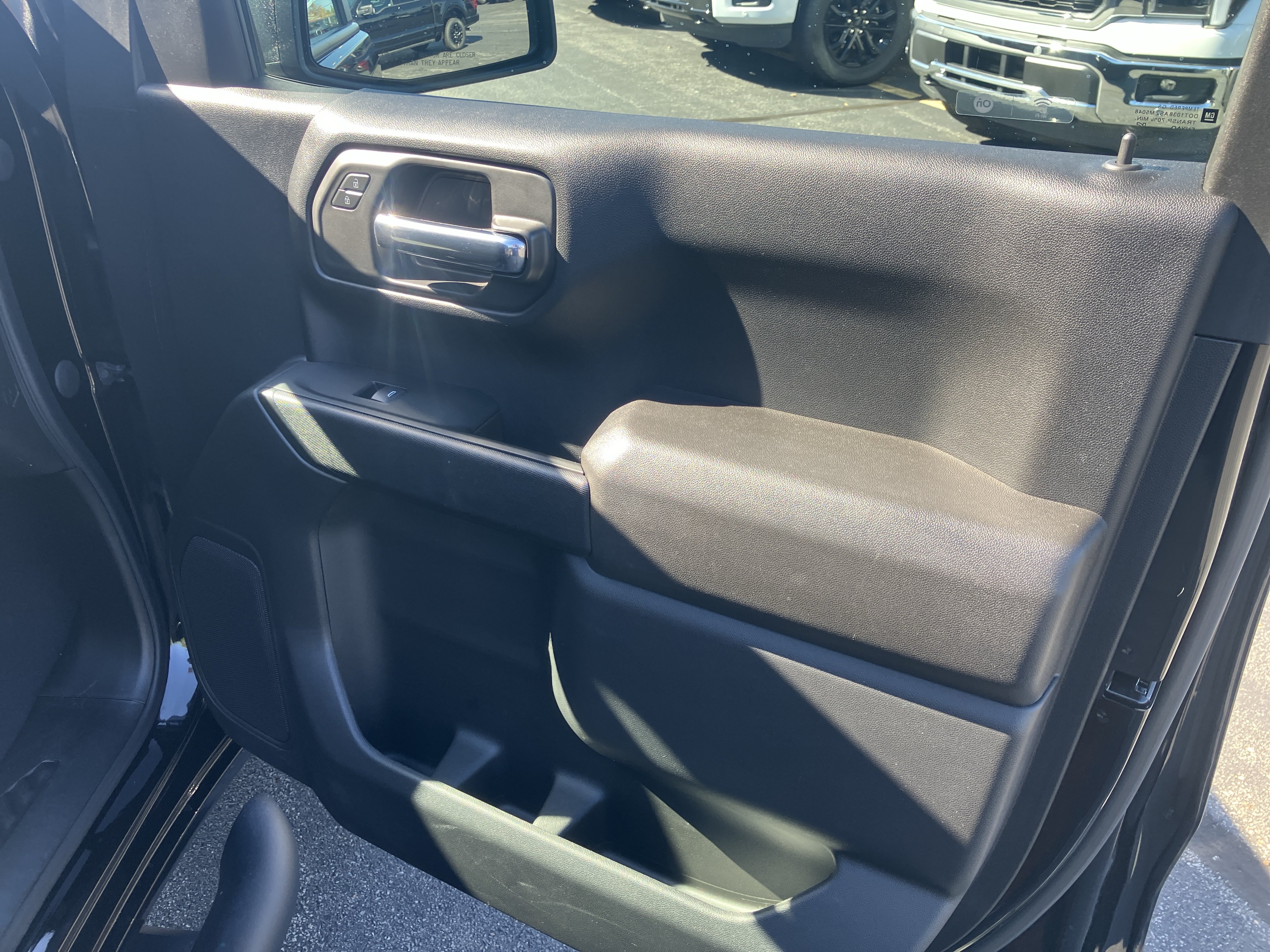 Used 2023 Chevrolet Silverado 1500 Custom w/ Rally Edition AWD/4WD image 10