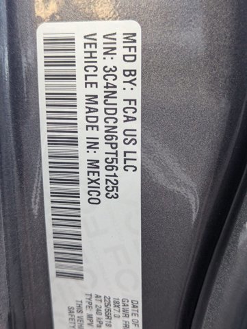 Used 2023 Jeep Compass Limited image 24