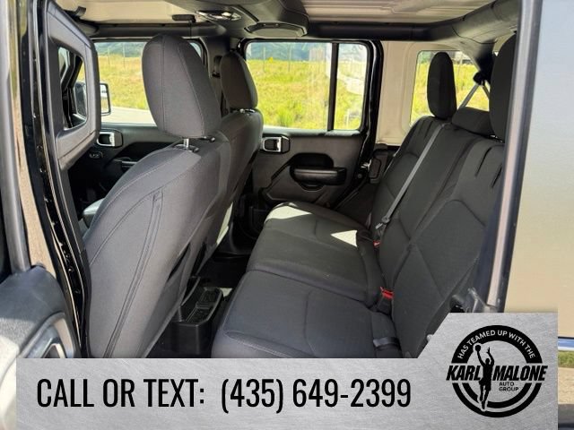Used 2023 Jeep Wrangler Unlimited w/ Cold Weather Group AWD/4WD image 25