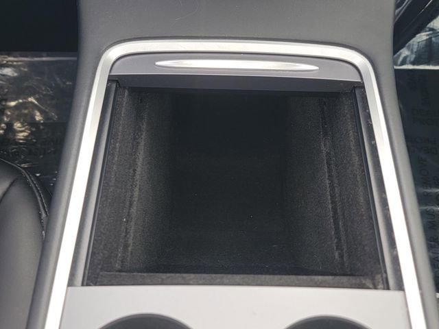 Used 2021 Tesla Model Y Long Range image 22