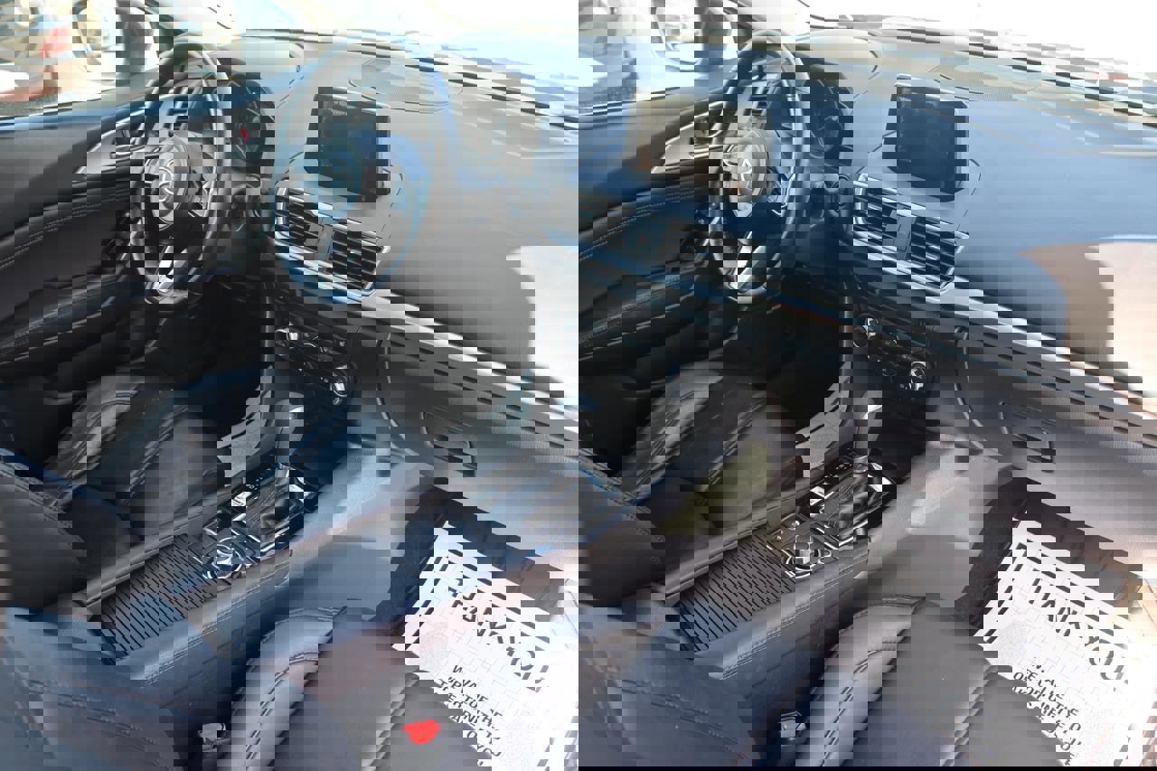 Used 2018 MAZDA MAZDA3 Touring image 13