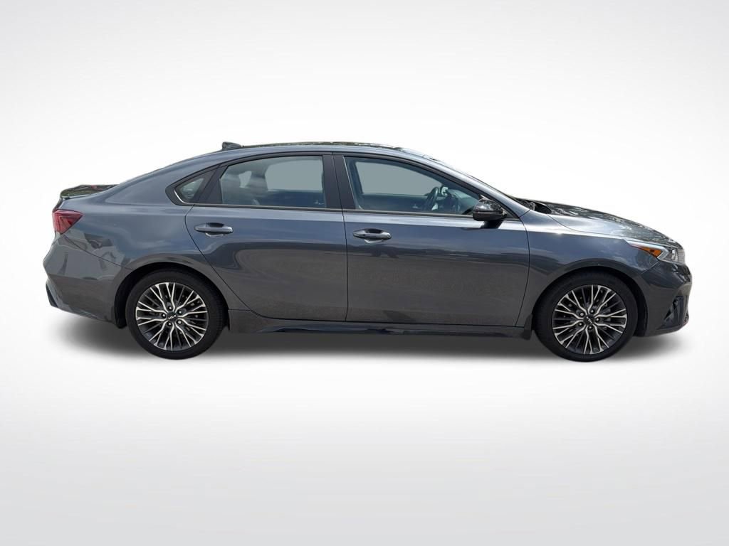 Used 2024 Kia Forte GT-Line w/ GT-Line Premium Package image 4
