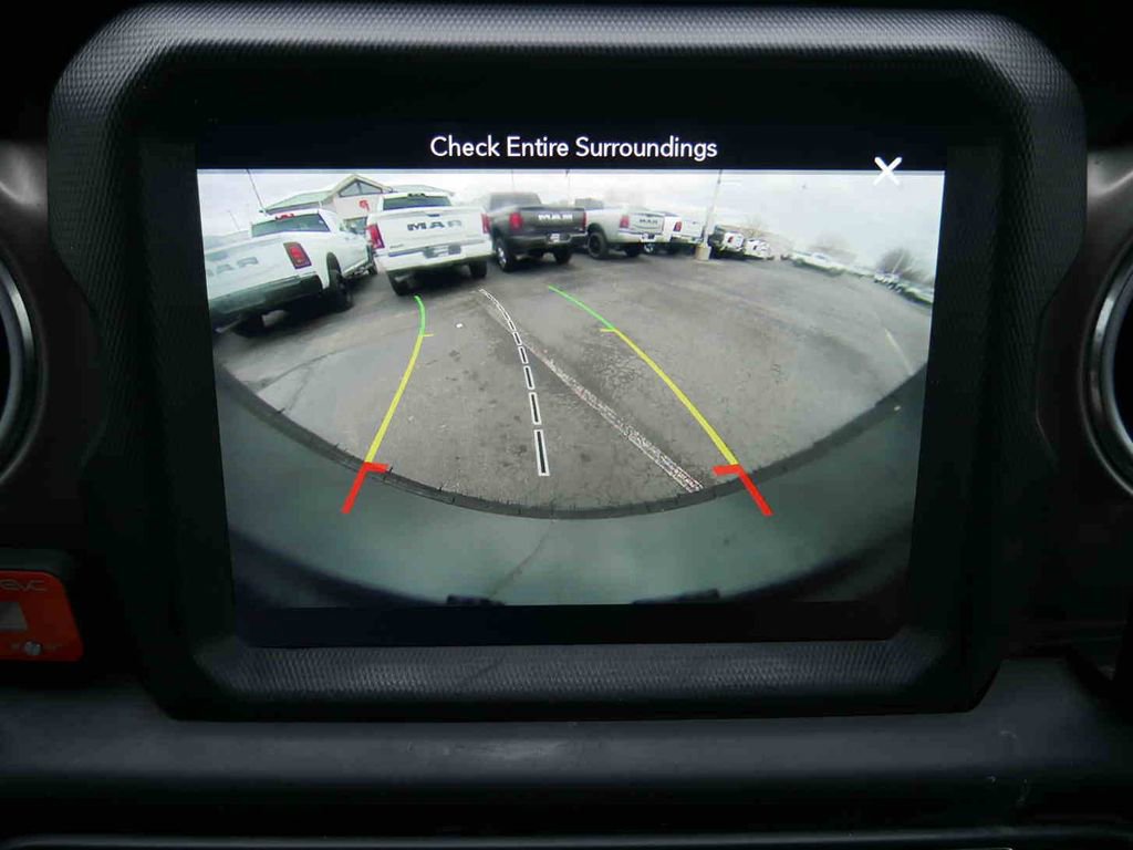 Used 2018 Jeep Wrangler Unlimited Rubicon image 36