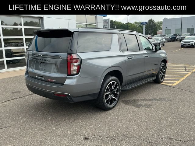 Used 2022 Chevrolet Suburban RST w/ Luxury Package AWD/4WD image 7