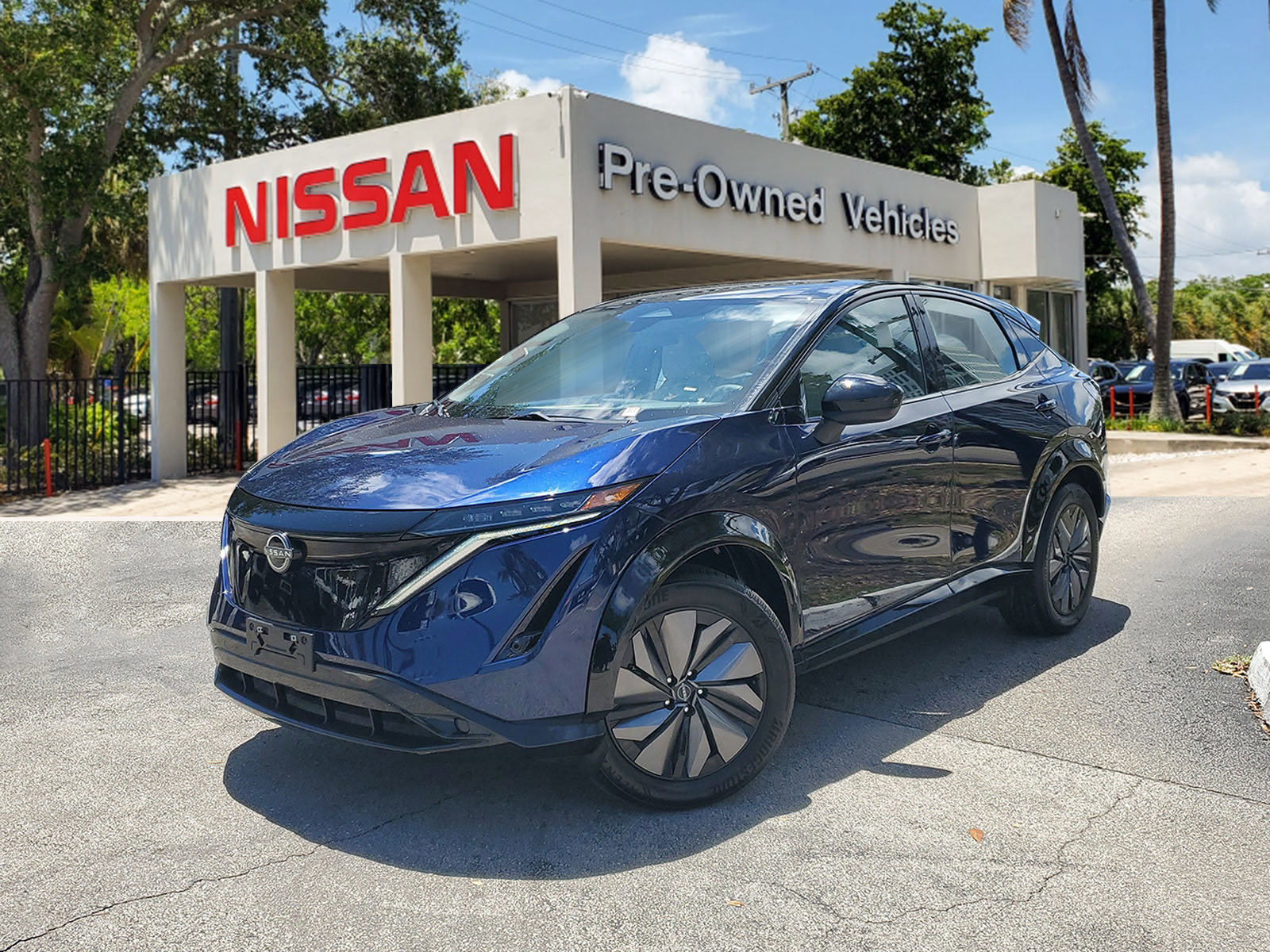 Used 2024 Nissan Ariya ENGAGE image 1