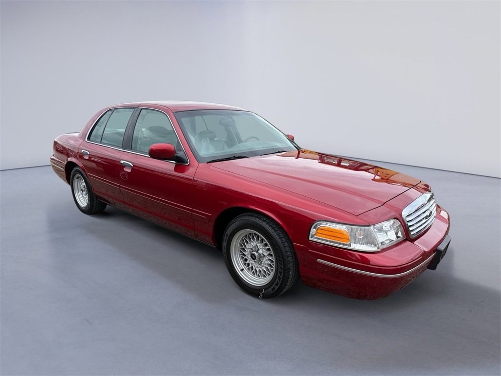 Used 2000 Ford Crown Victoria LX