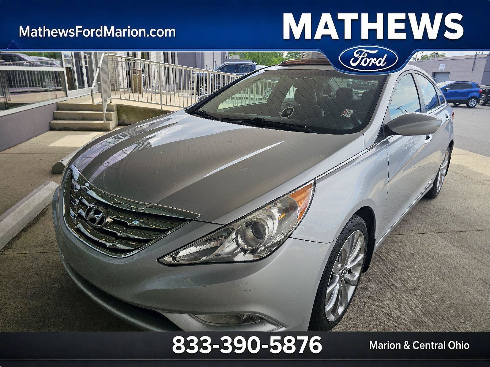 Used 2013 Hyundai Sonata SE w/ Navigation & Sunroof Pkg FWD image 1