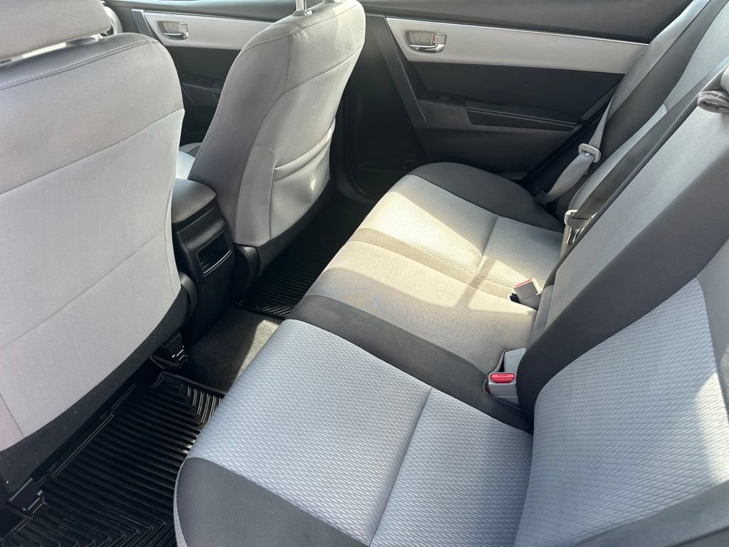 Used 2019 Toyota Corolla LE FWD image 19