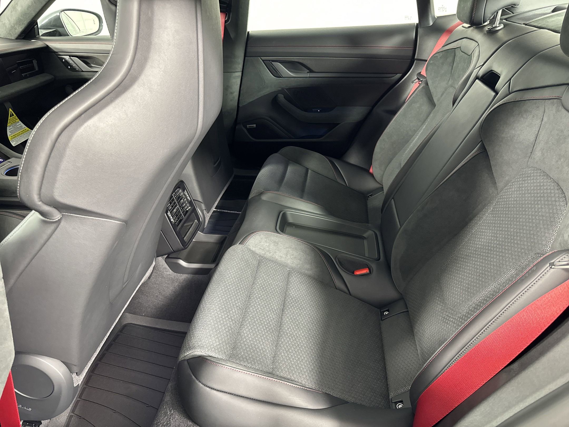 Used 2025 Porsche Taycan GTS image 15