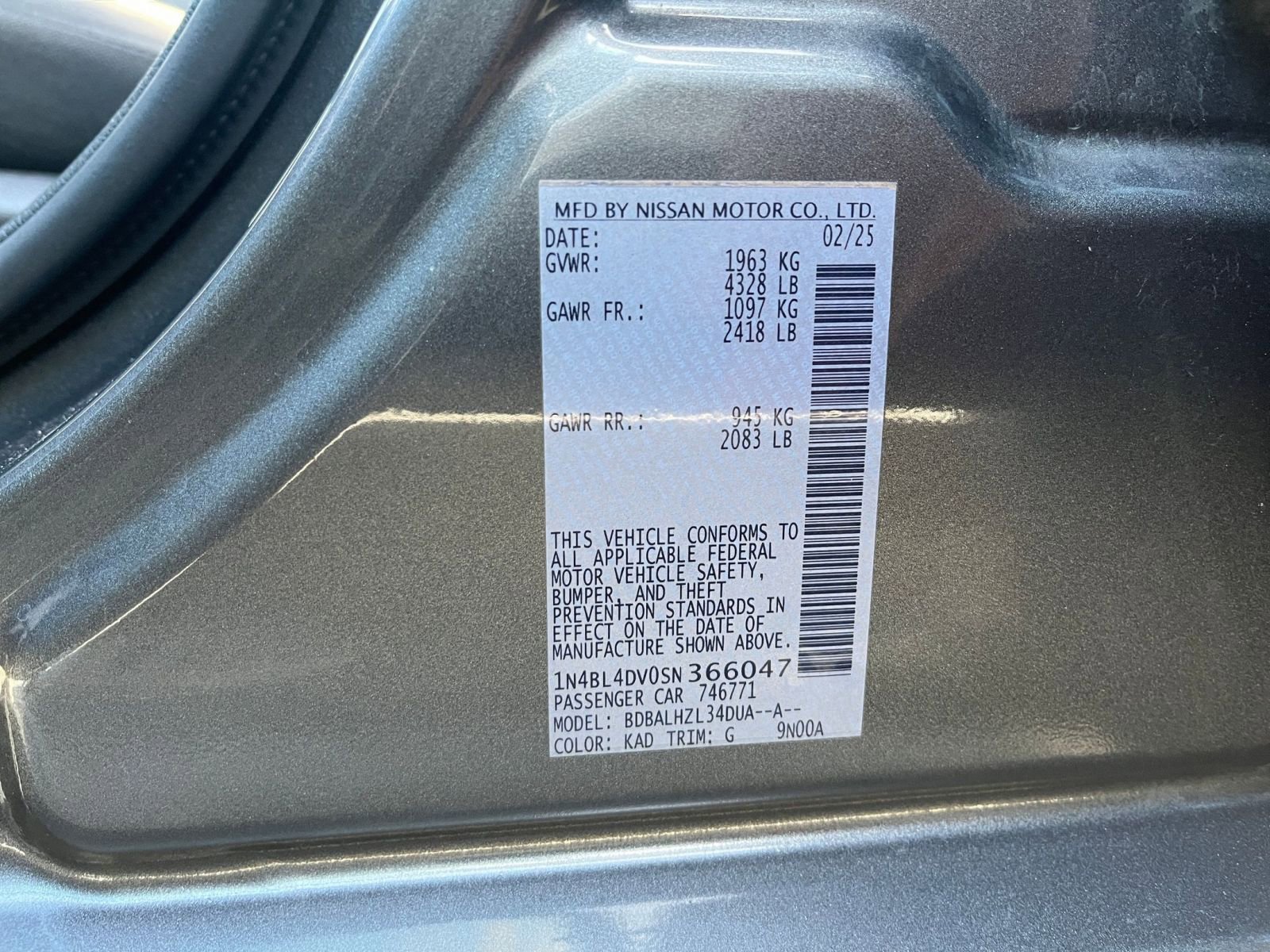 Used 2025 Nissan Altima 2.5 SV FWD image 29