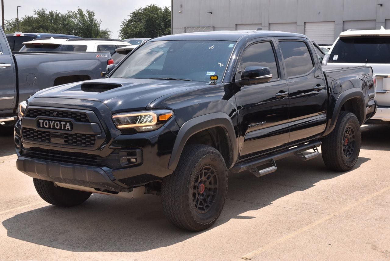 Used 2023 Toyota Tacoma TRD Pro AWD/4WD image 2