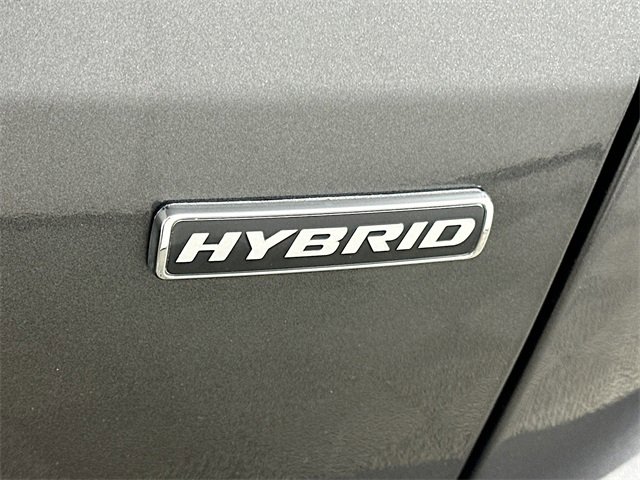 Used 2020 Ford Escape Titanium image 31