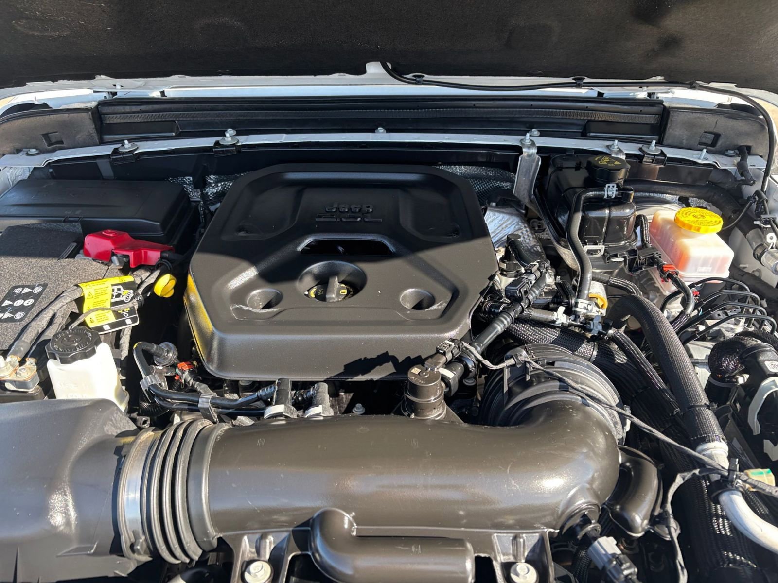 Used 2025 Jeep Wrangler Unlimited Rubicon image 31