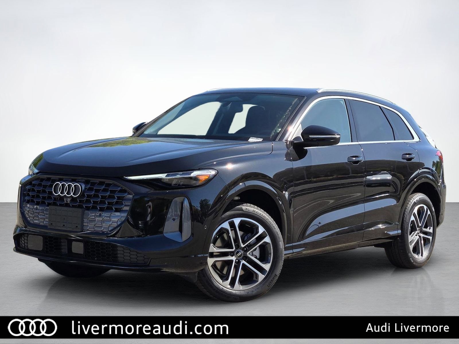 New 2026 Audi Q5 Premium Plus AWD/4WD image 1