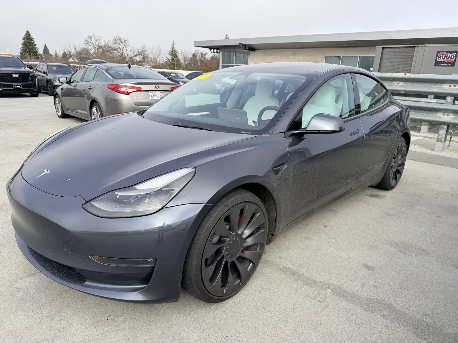 Used 2022 Tesla Model 3 Performance image 4