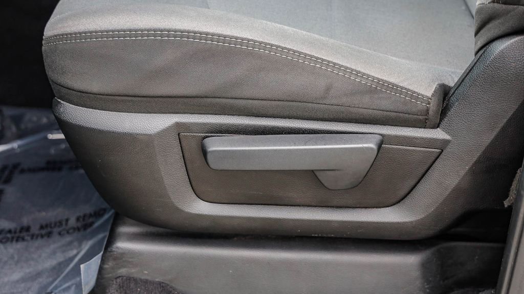 Used 2021 RAM 2500 Big Horn image 25