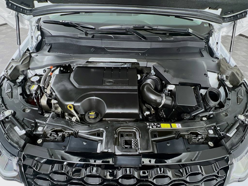 Used 2024 Land Rover Discovery Sport S image 31