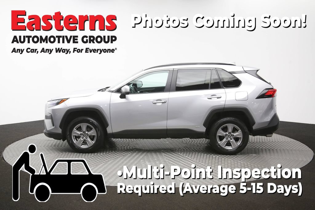Used 2024 Toyota RAV4 XLE AWD/4WD image 58