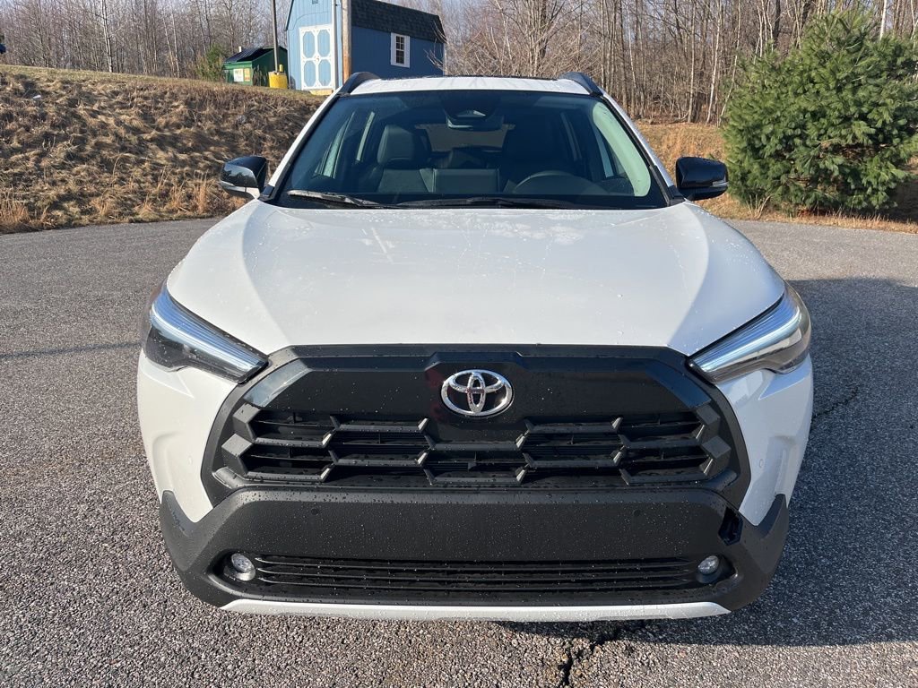 Certified 2026 Toyota Corolla Cross XLE w/ Convenience Package AWD/4WD image 9