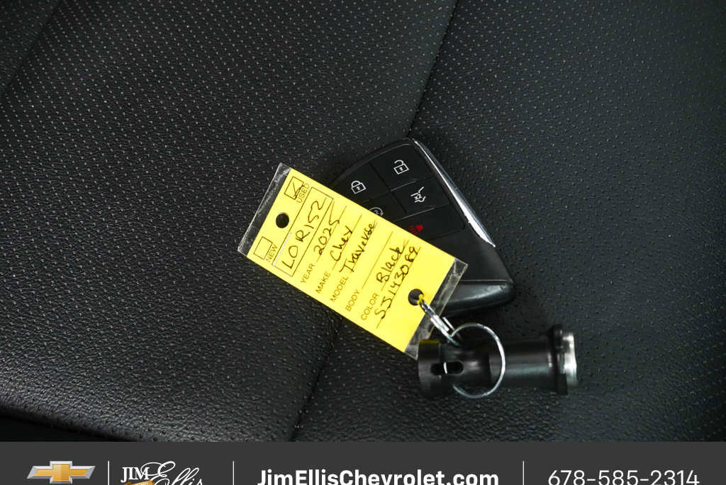 Certified 2025 Chevrolet Traverse LT image 39
