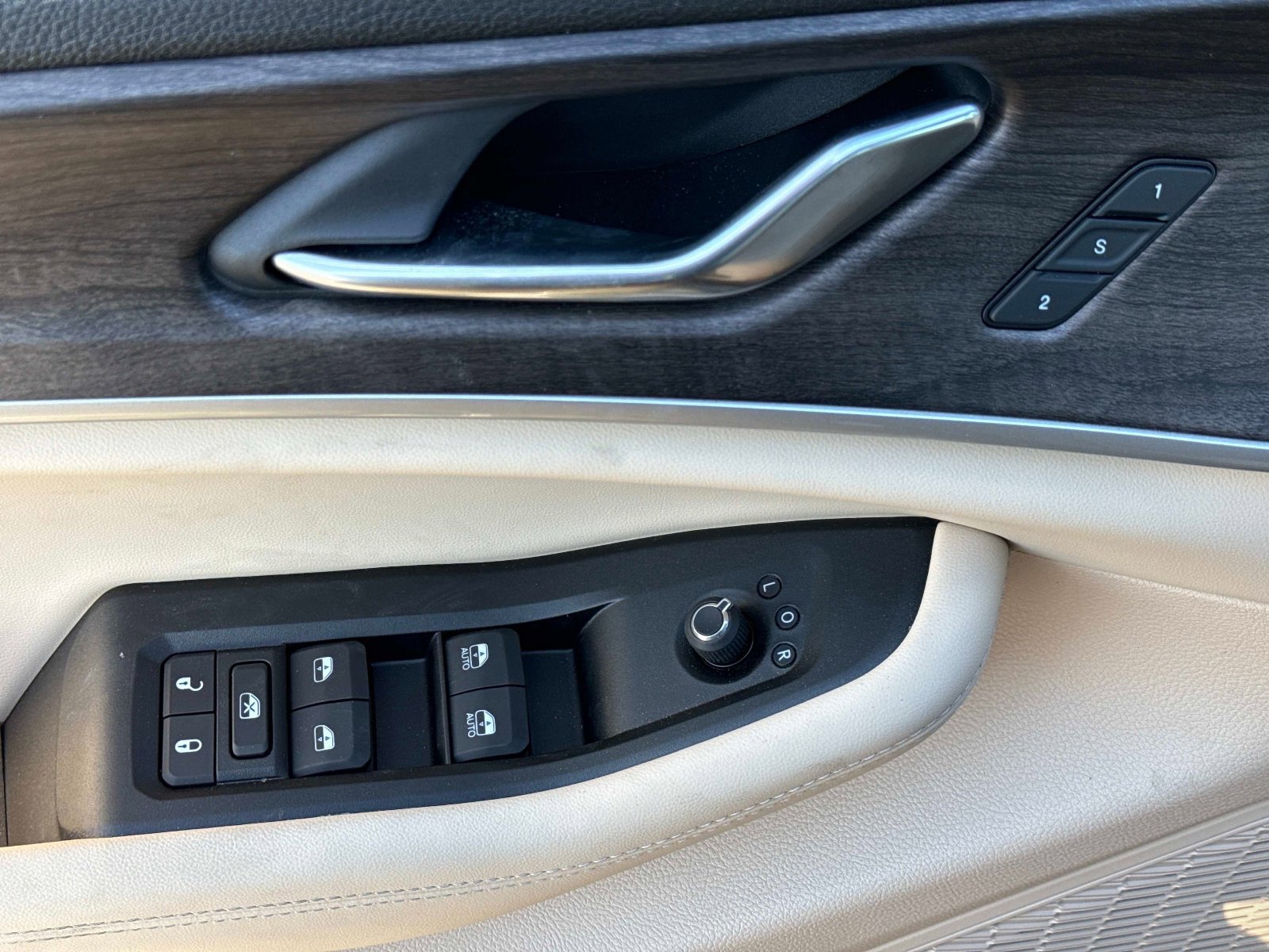 New 2025 Jeep Grand Cherokee Limited AWD/4WD image 21