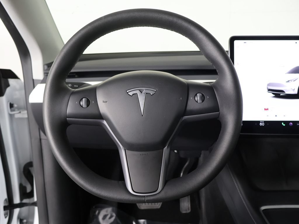 Used 2023 Tesla Model Y Long Range AWD/4WD image 37