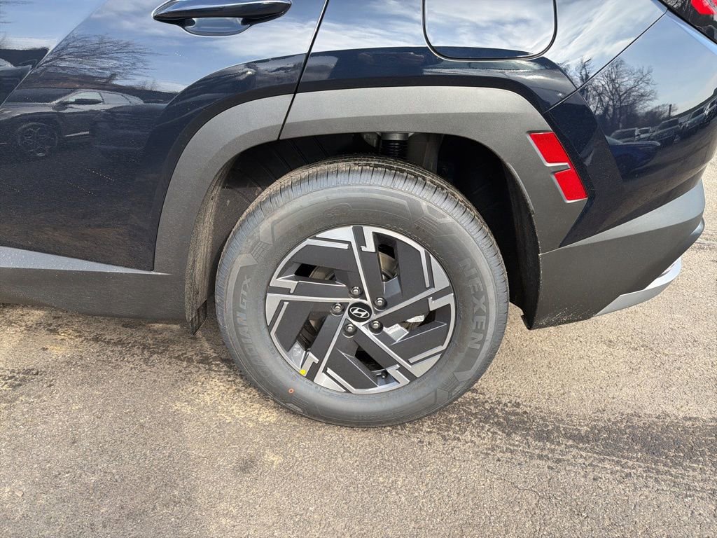 New 2026 Hyundai Tucson Blue SE w/ Tow & Go Package AWD/4WD image 13