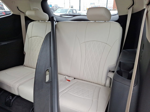 Used 2024 Buick Enclave Avenir w/ Avenir Technology Package image 11