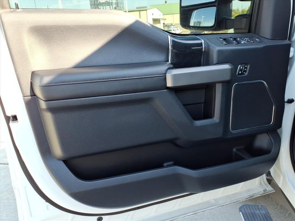 Used 2022 Ford F350 Platinum w/ FX4 Off-Road Package image 16