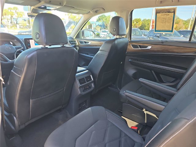 Used 2024 Volkswagen Atlas SE FWD image 14