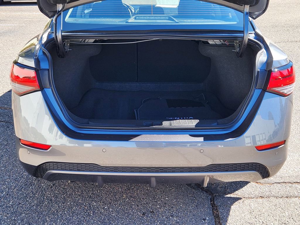 Used 2025 Nissan Sentra S image 14