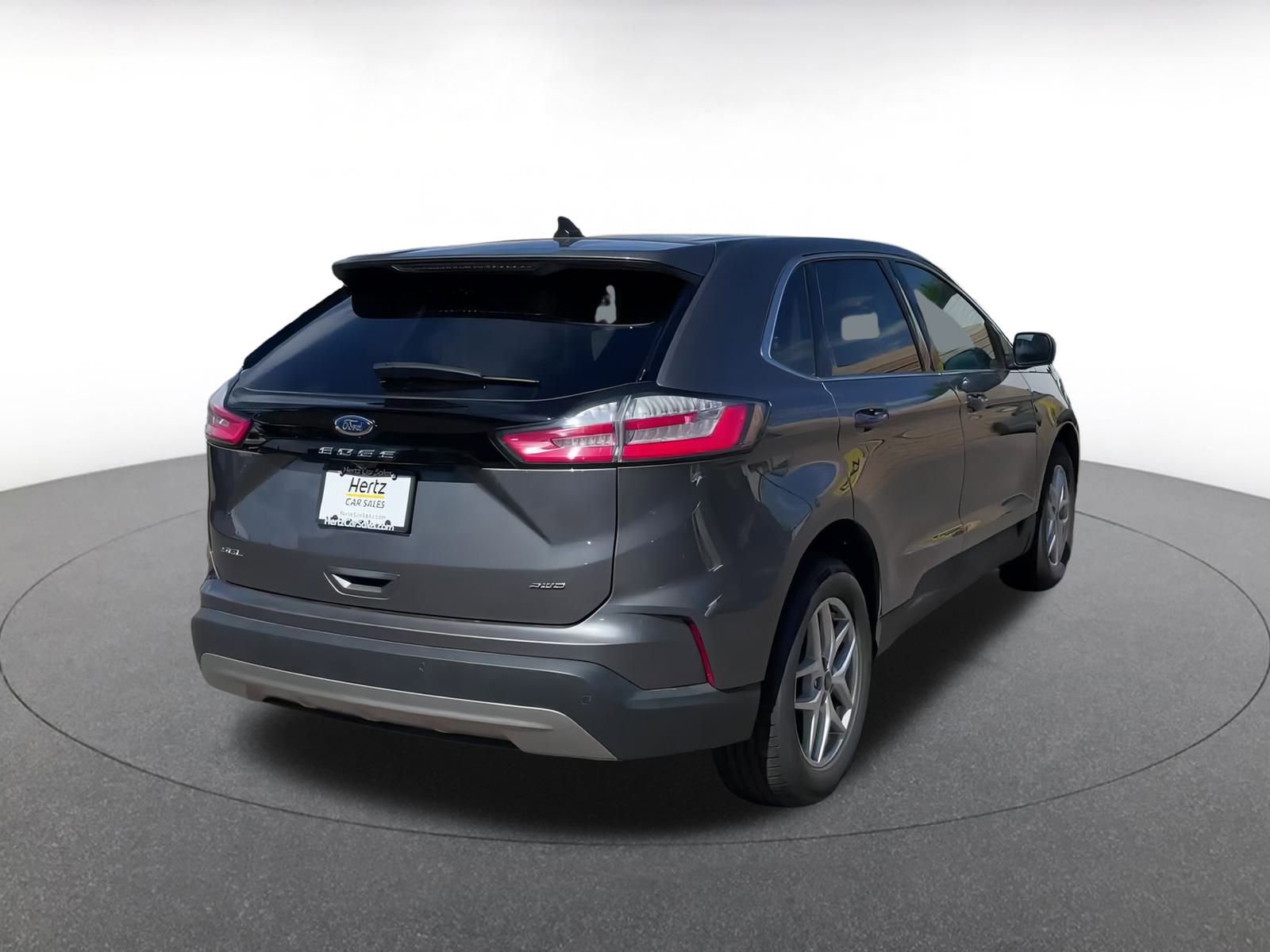 Used 2024 Ford Edge SEL image 14