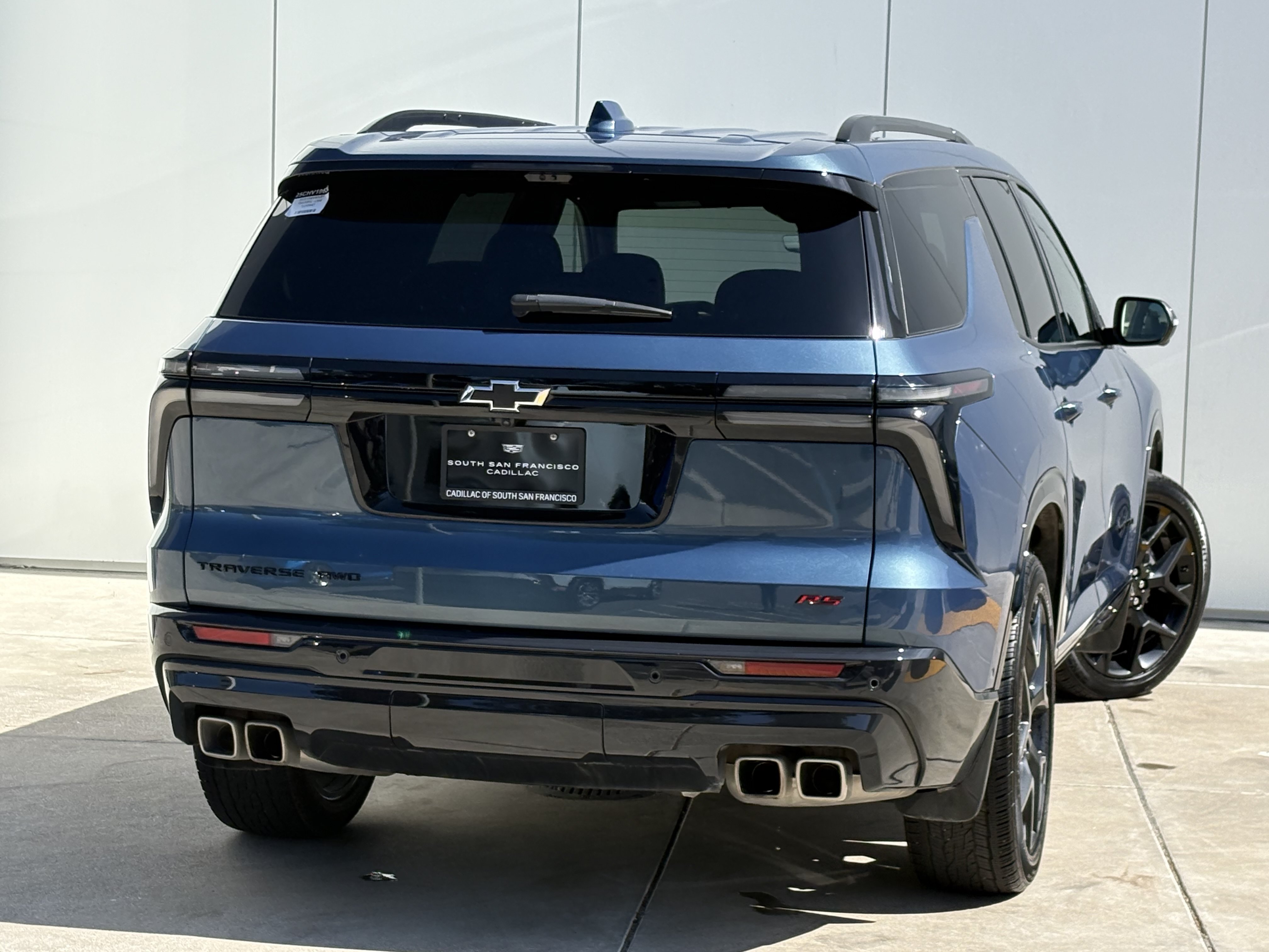 Used 2025 Chevrolet Traverse RS AWD/4WD image 6