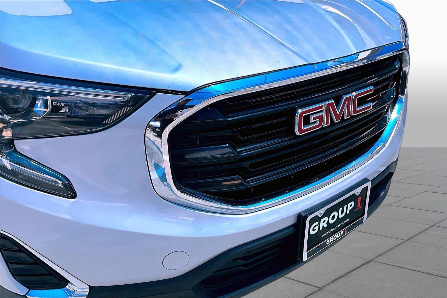 Used 2020 GMC Terrain SLE FWD image 29