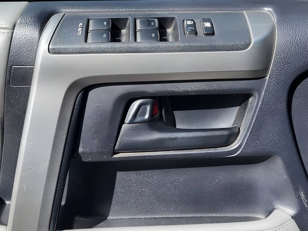 Used 2013 Toyota 4Runner SR5 RWD image 16