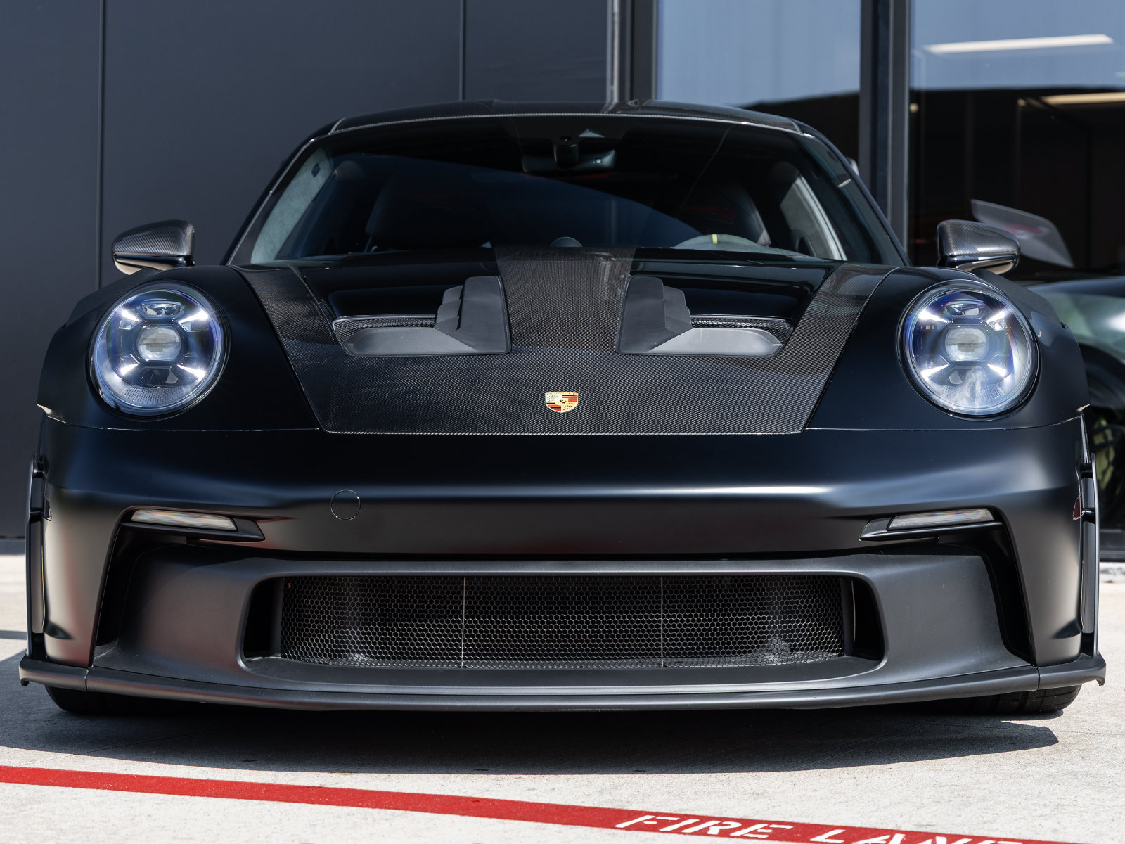 Certified 2025 Porsche 911 GT3 RS RWD image 8