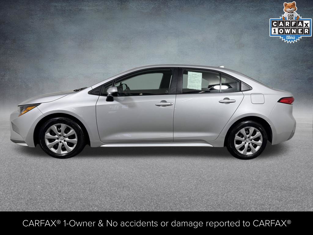 Used 2026 Toyota Corolla LE FWD image 3