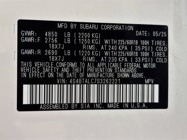 Certified 2025 Subaru Outback Onyx Edition AWD/4WD image 35