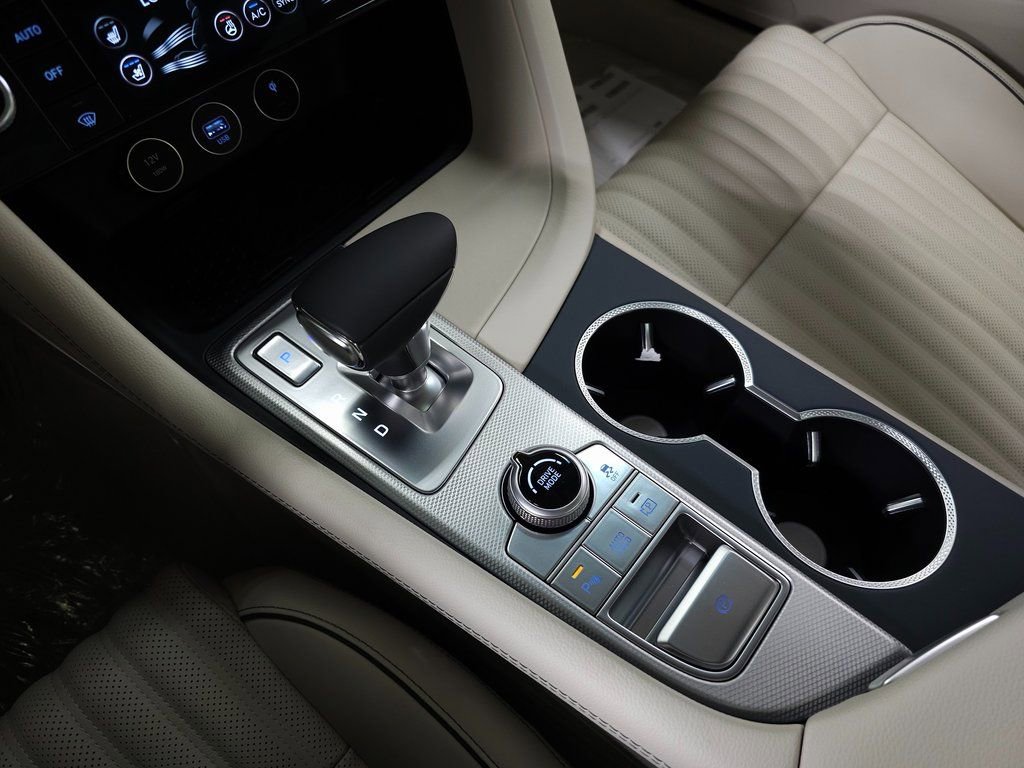 New 2026 Genesis G70 2.5T Prestige image 25