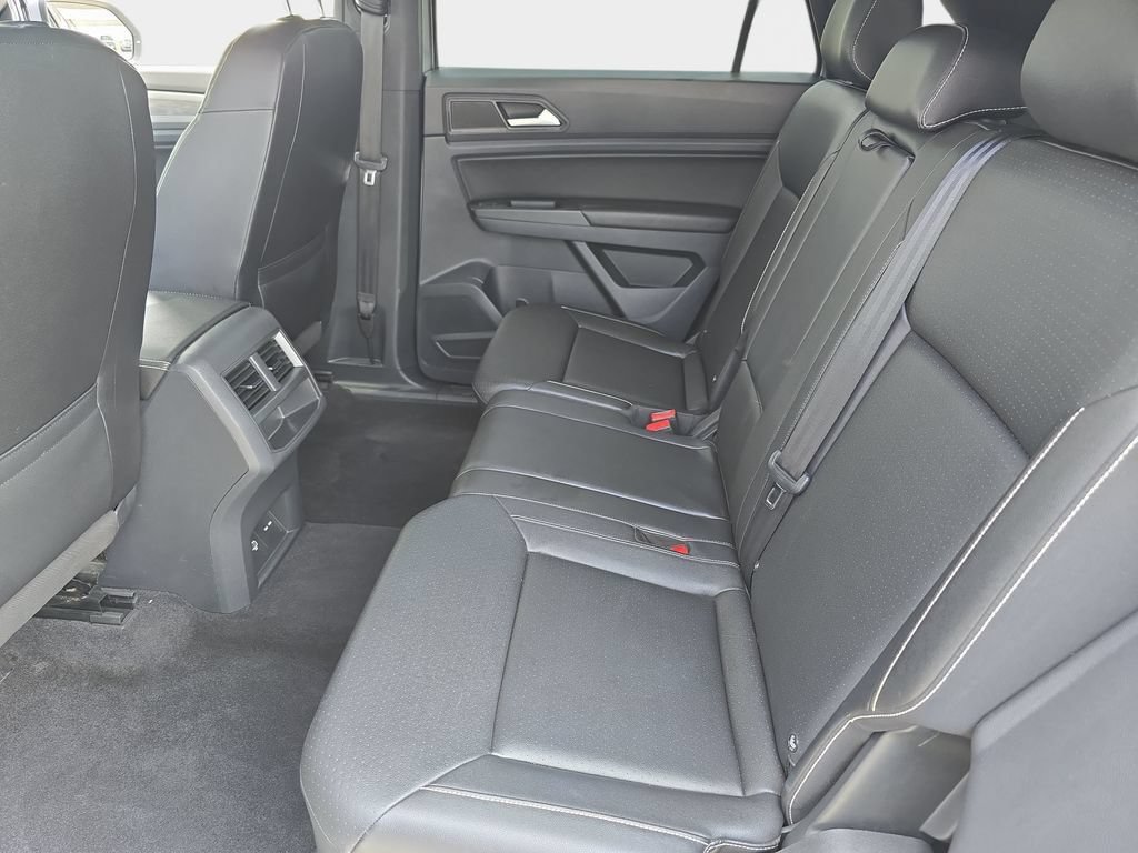 Used 2020 Volkswagen Atlas Cross Sport SE AWD/4WD image 17