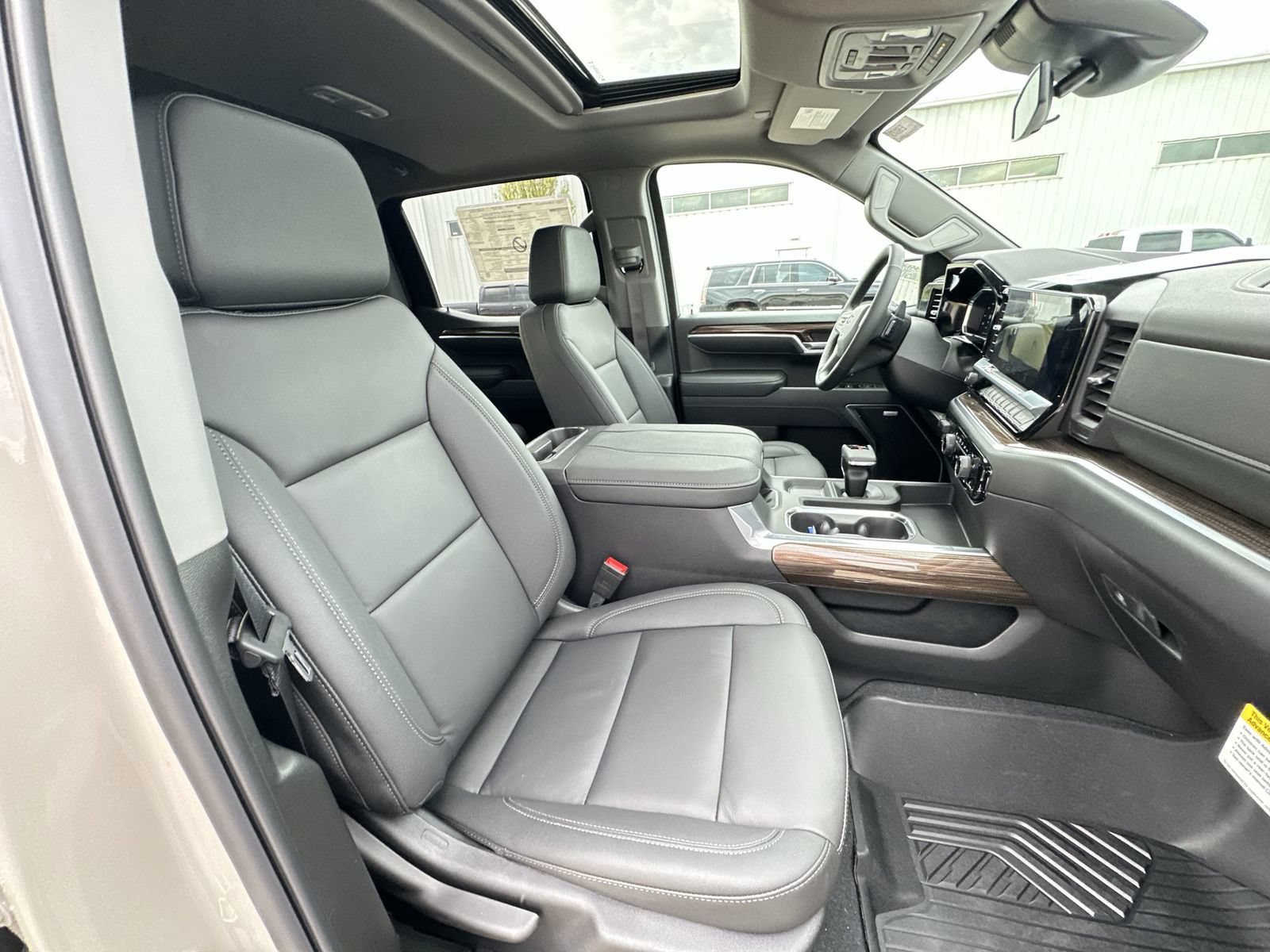 New 2026 Chevrolet Silverado 1500 RST w/ RST All Star Premium Package AWD/4WD image 29