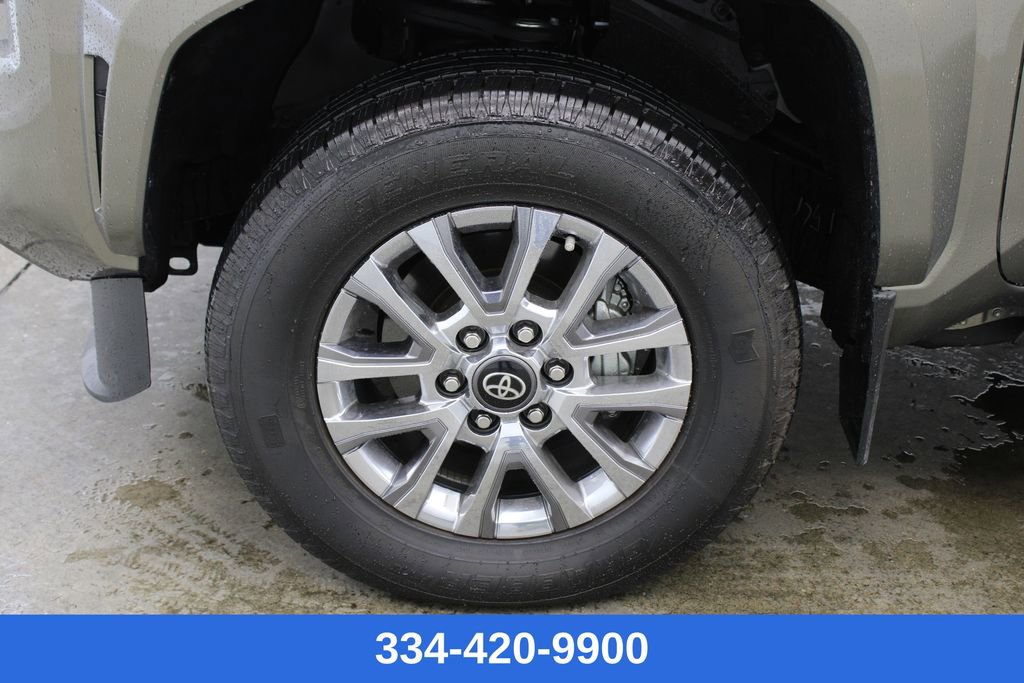 Used 2024 Toyota Tacoma Limited image 29