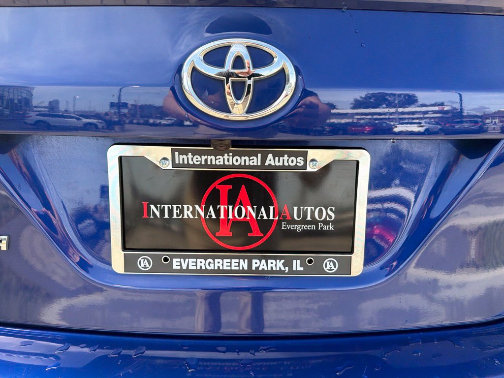 Used 2018 Toyota Corolla SE w/ SE Premium Package FWD image 17