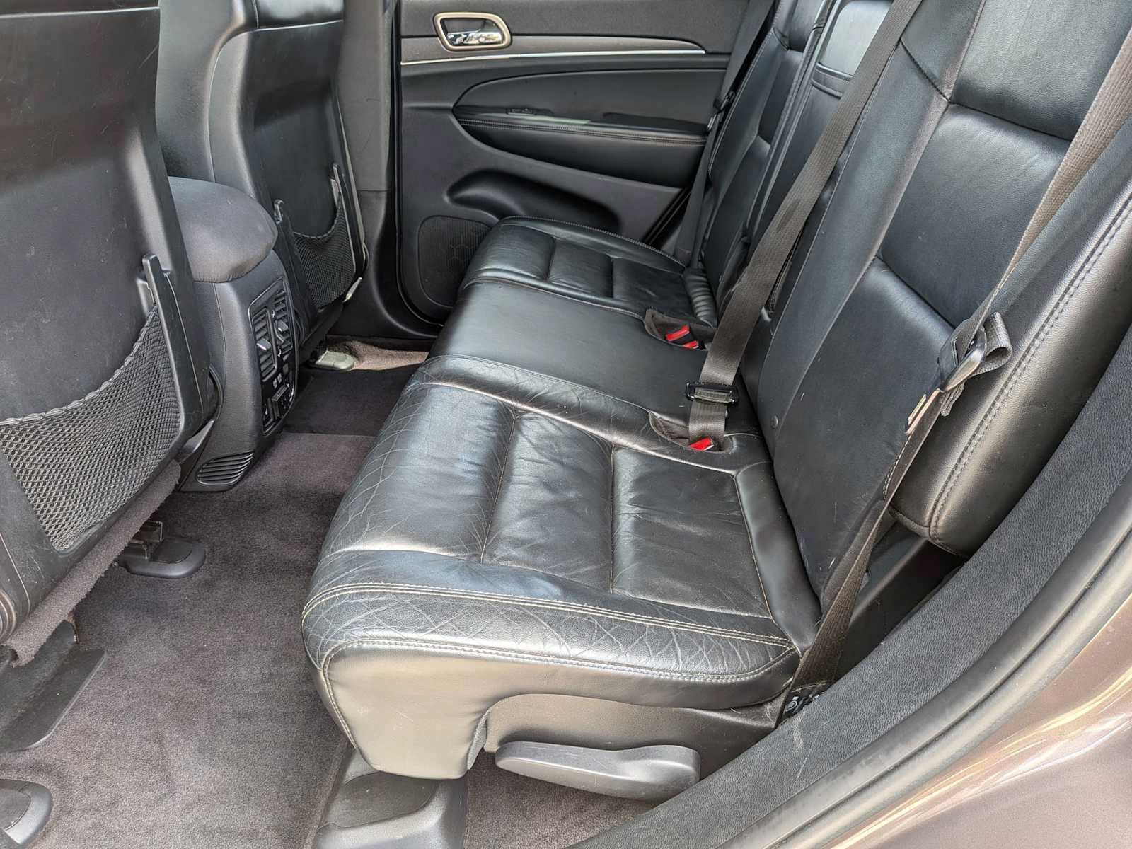 Used 2017 Jeep Grand Cherokee Limited AWD/4WD image 17
