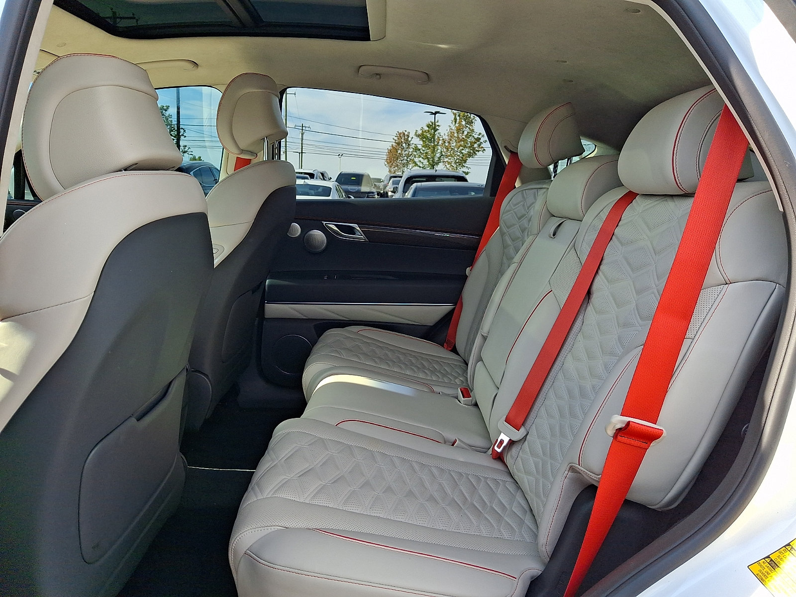 Certified 2025 Genesis GV80 3.5T e-SC AWD/4WD image 10