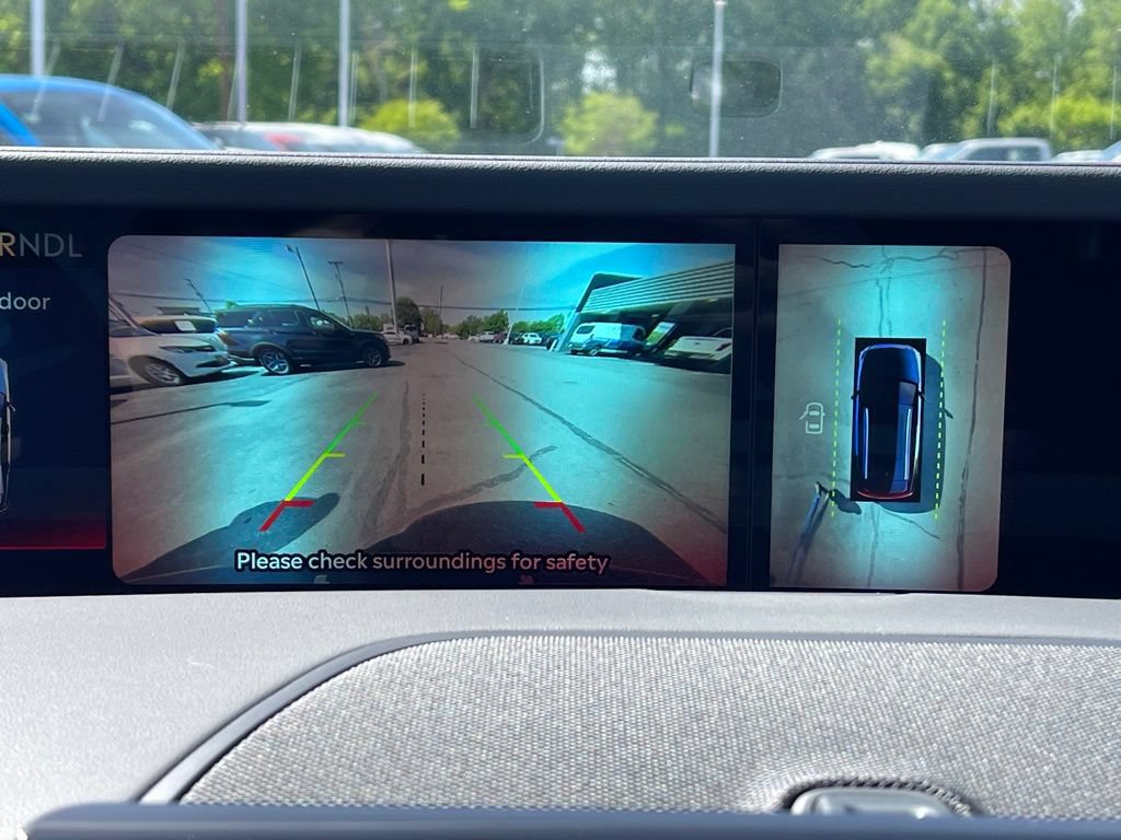 New 2026 Lincoln Nautilus Premier AWD/4WD image 11