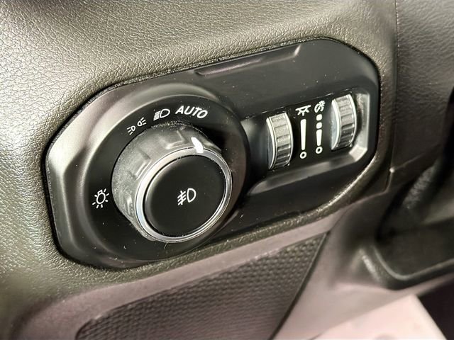 Used 2021 Jeep Wrangler Willys image 10